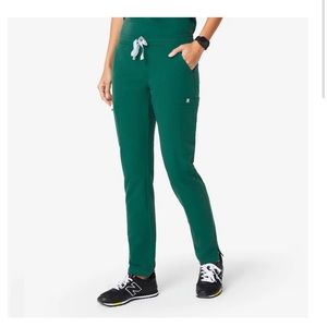 Figs Yola Skinny Scrub Pants in Hunter Green ✨